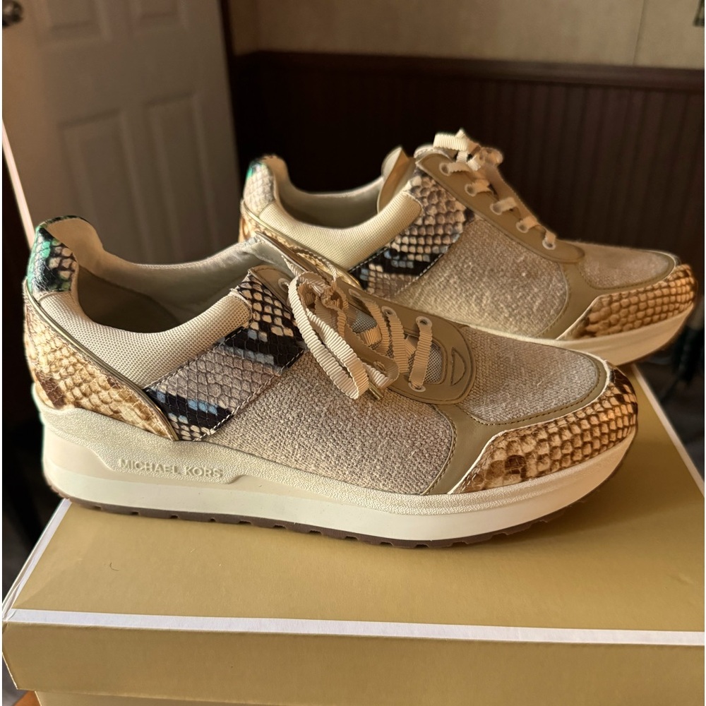 Michael Kors Low Top Tennis Shoes
